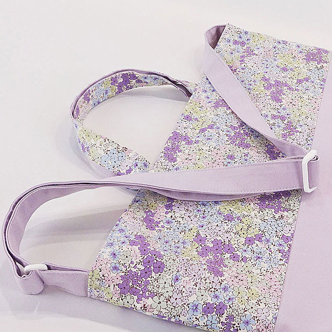 入園入学グッズオーダー手作り幼稚園保育園用の女の子用用品小花柄 パープルレッスンバッグ肩掛け